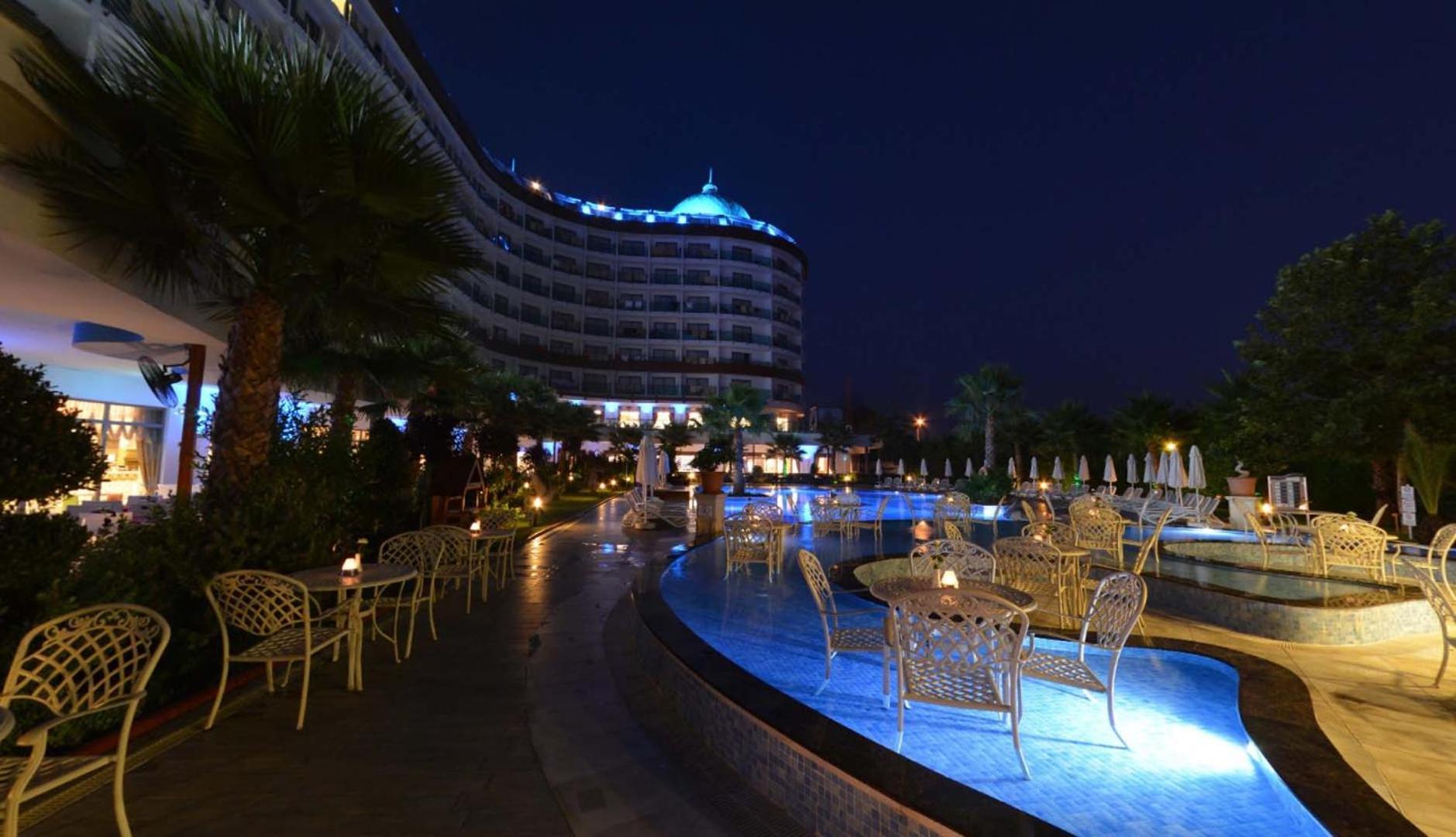 Dream World Aqua Hotel Side Exterior foto