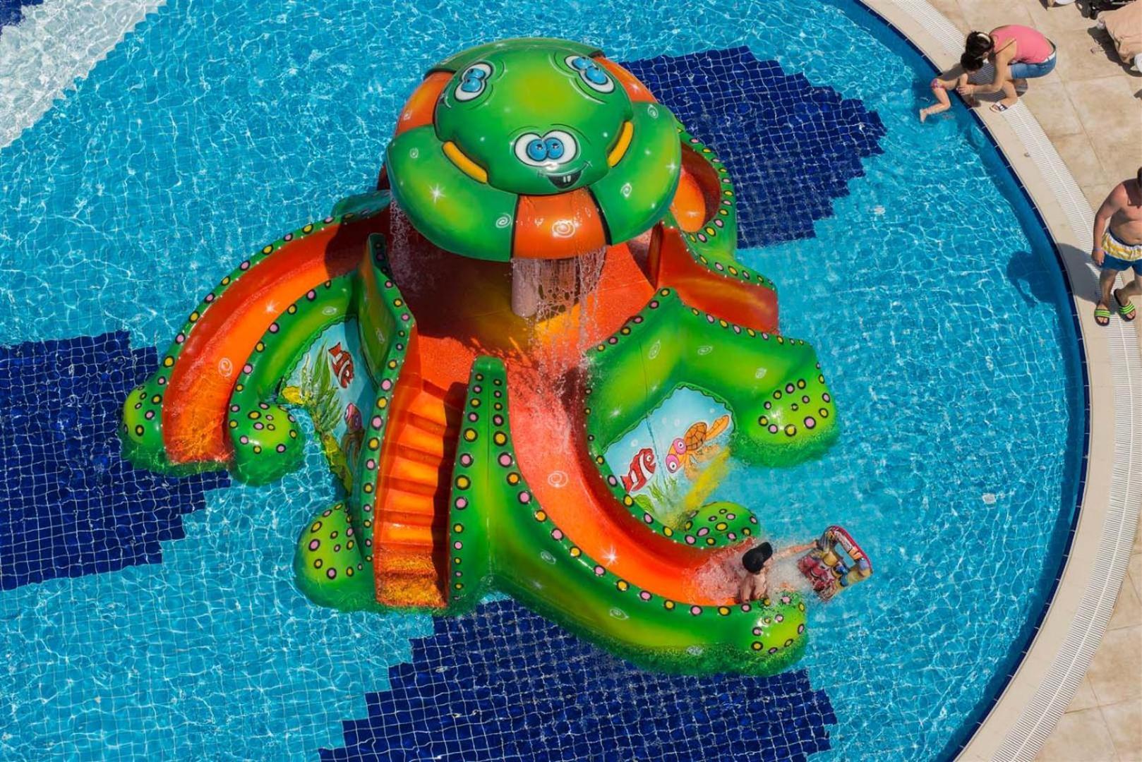 Dream World Aqua Hotel Side Exterior foto