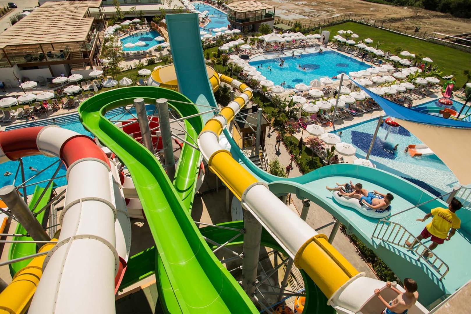 Dream World Aqua Hotel Side Exterior foto