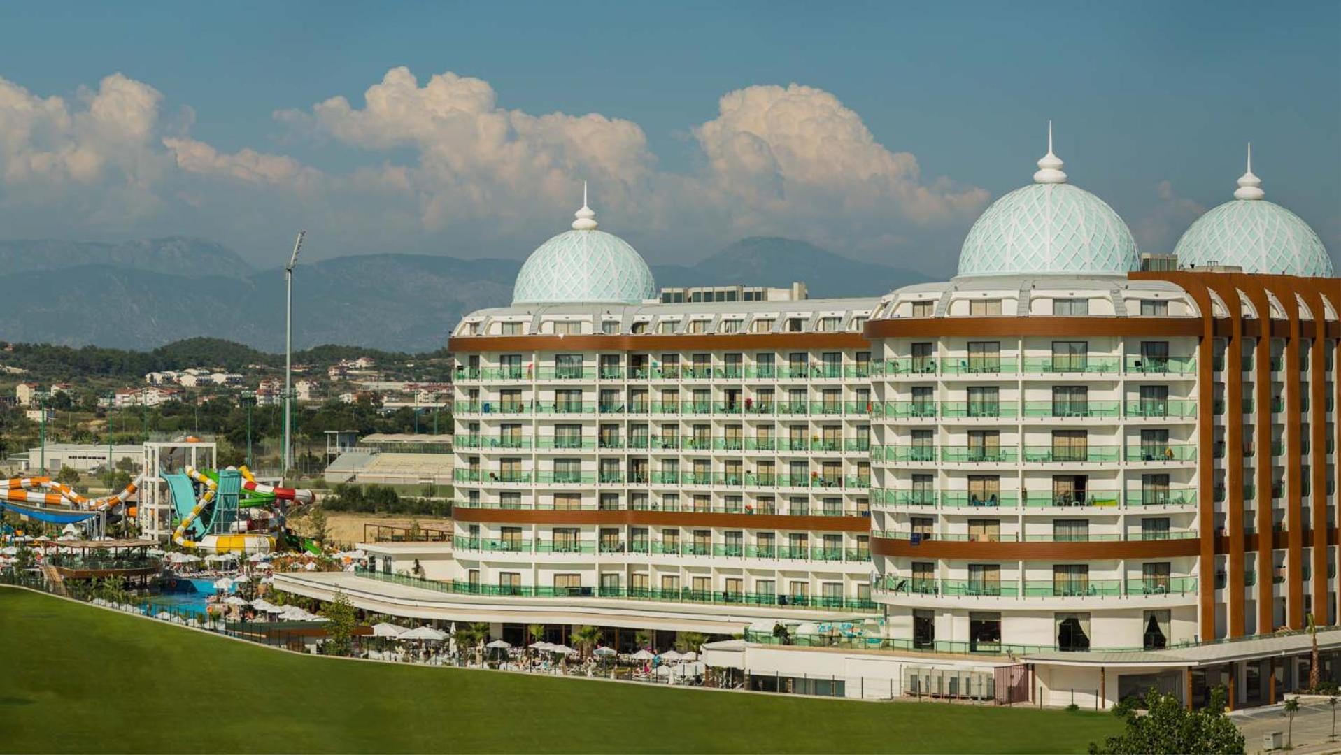 Dream World Aqua Hotel Side Exterior foto