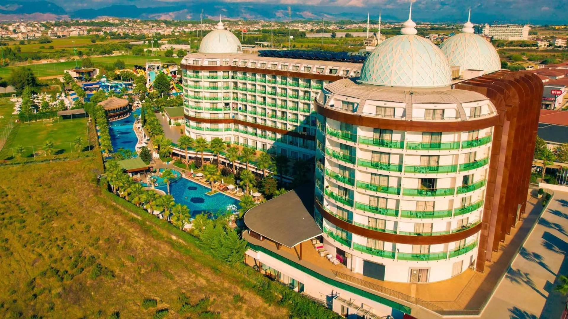 Dream World Aqua Hotel Side Exterior foto